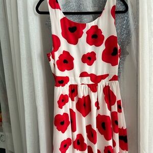 Beautiful flowy chiffon dress from Ricki’s, size 12. Worn once to a graduation.